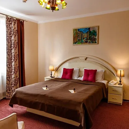 Argo Hotell 3*